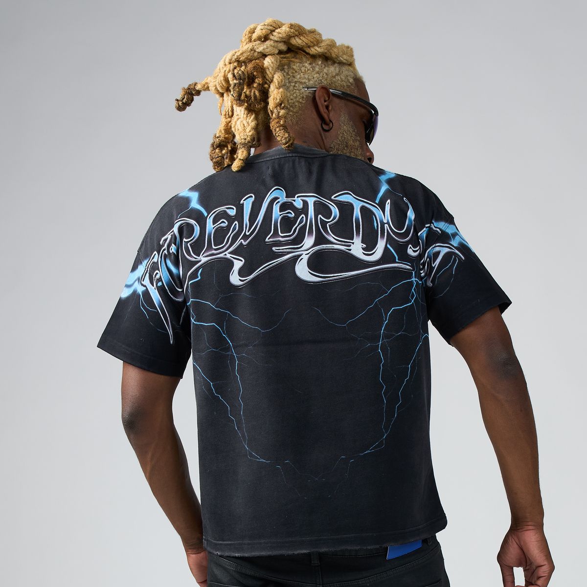 Duaa Electric Tee