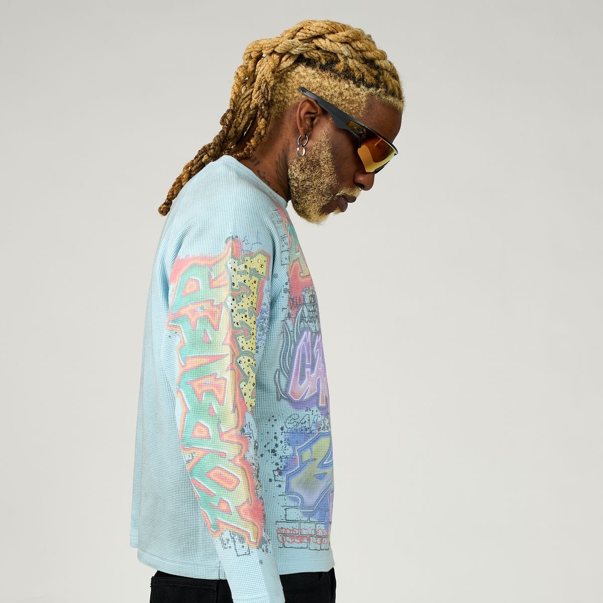 DUAA Art Long Sleeve from On Time Fashions – Long Sleeve Tee by DUAA, Birmingham AL’s 1 fashion store and premier destination for streetwear, suits, kids fashion, and big & tall
