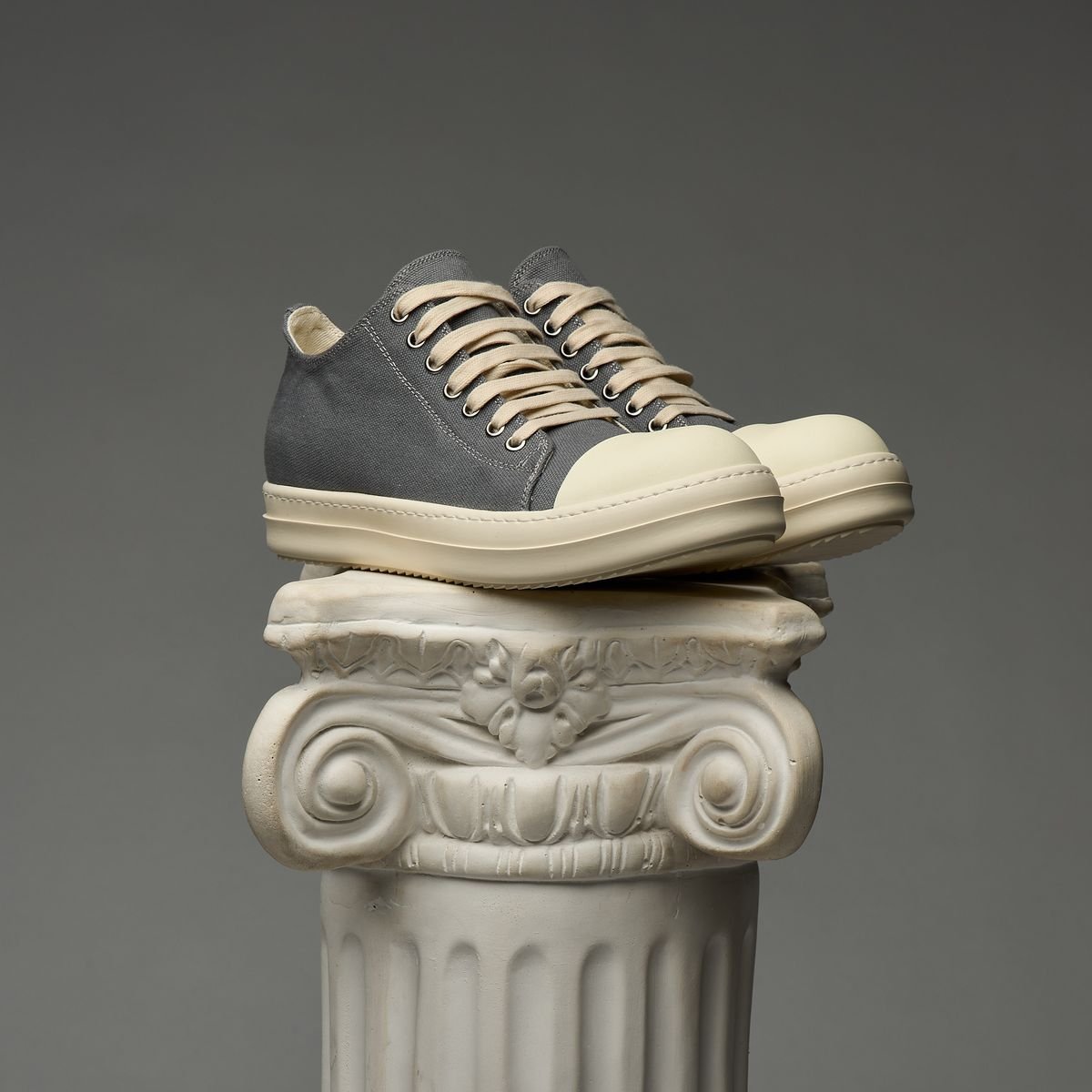 DUAA Marble Grey Shoes