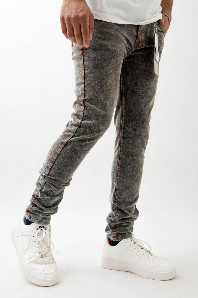 DZTR Super Stretch Velvet Jeans – 553 from On Time Fashions – Jeans by Premium Disaster, Birmingham AL’s 1 fashion store and premier destination for streetwear, suits, kids fashion, and big & tall