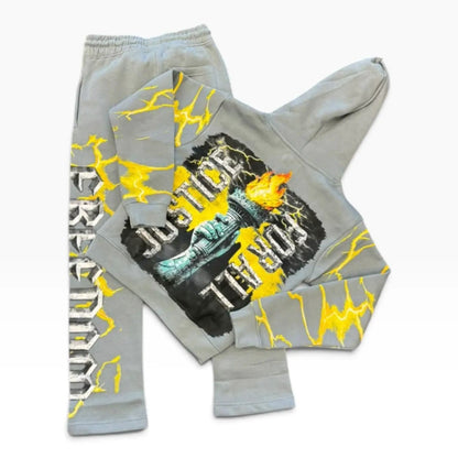 Rear view of FWRD kids Statue Freedom grey and gold fleece set