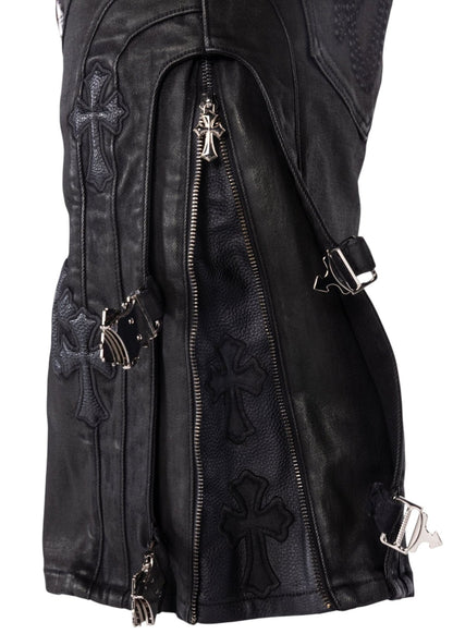 Guapi All Black Cross Buckle Shorts from On Time Fashions – Shorts by HAVEN, Birmingham AL’s 1 fashion store and premier destination for streetwear, suits, kids fashion, and big & tall