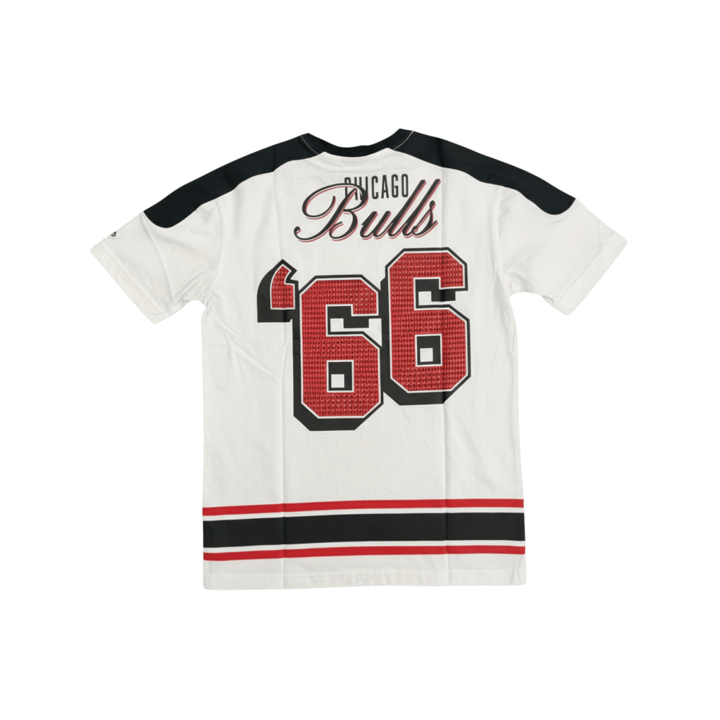 New Era Chicago Bulls Sport Classic Vintage T-Shirt from On Time Fashions – Tee by New Era, Birmingham AL’s 1 fashion store and premier destination for streetwear, suits, kids fashion, and big & tall