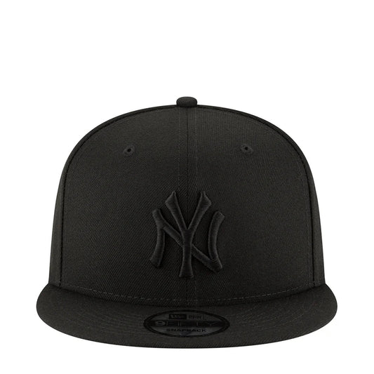 New Era New York Yankees 9FIFTY Basic Snapback from On Time Fashions – Hat by New Era, Birmingham AL’s 1 fashion store and premier destination for streetwear, suits, kids fashion, and big & tall