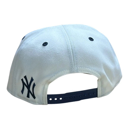 New Era New York Yankees Classic 9FIFTY Snapback – Cream/Navy