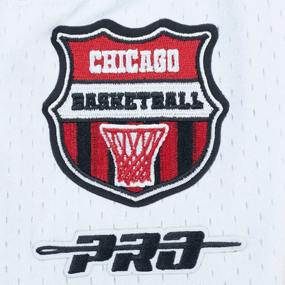 On Time Fashions white Chicago Bulls basketball shorts with embroidered crest and PRO logo.