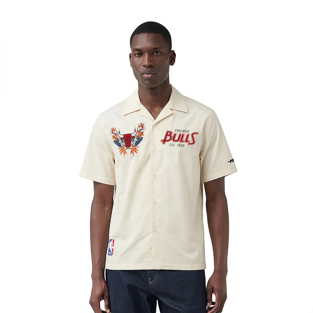 On Time Fashions Pro Standard cream Chicago Bulls Paradise camp shirt with floral embroidery and team logo.