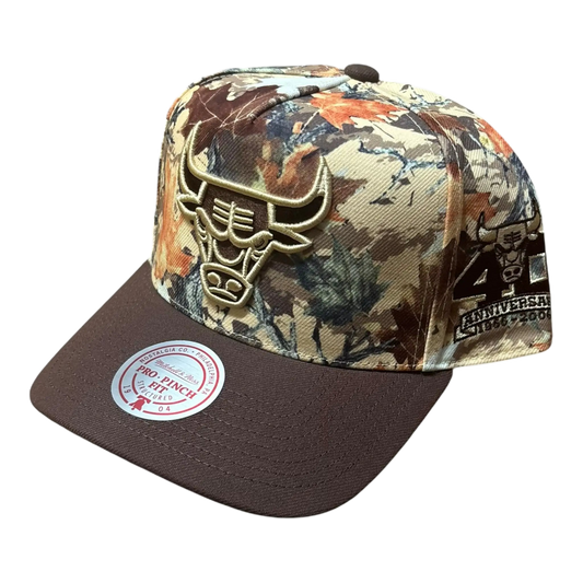 Mitchell & Ness Chicago Bulls Camo Leaf Pro Snapback by Mitchell & Ness