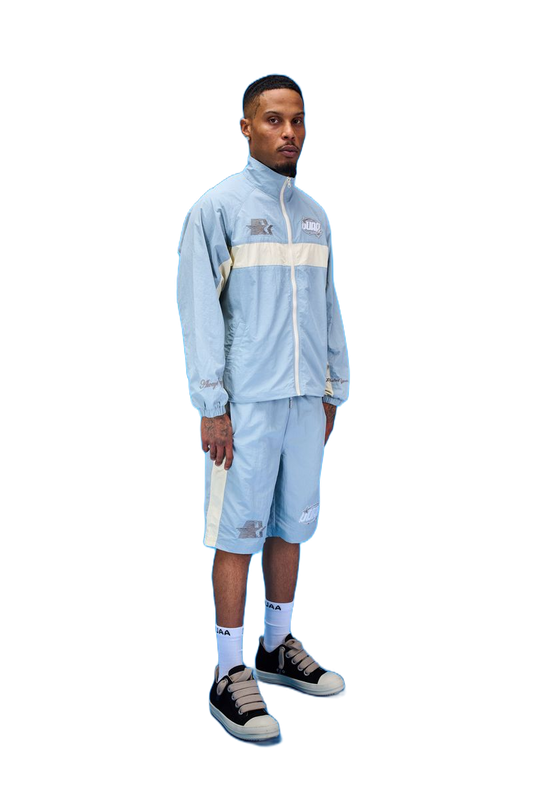 DUAA and teal matching set on model