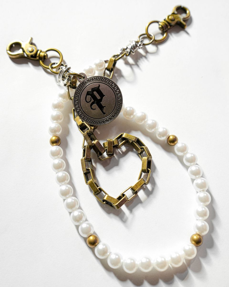 Preme Pearl Jean Chain from On Time Fashions – Jean Chain by Preme, Birmingham AL’s 1 fashion store and premier destination for streetwear, suits, kids fashion, and big & tall