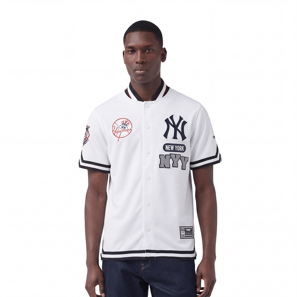 Pro Standard New York Yankees Letterman Jersey in White/Midnight Navy, product view