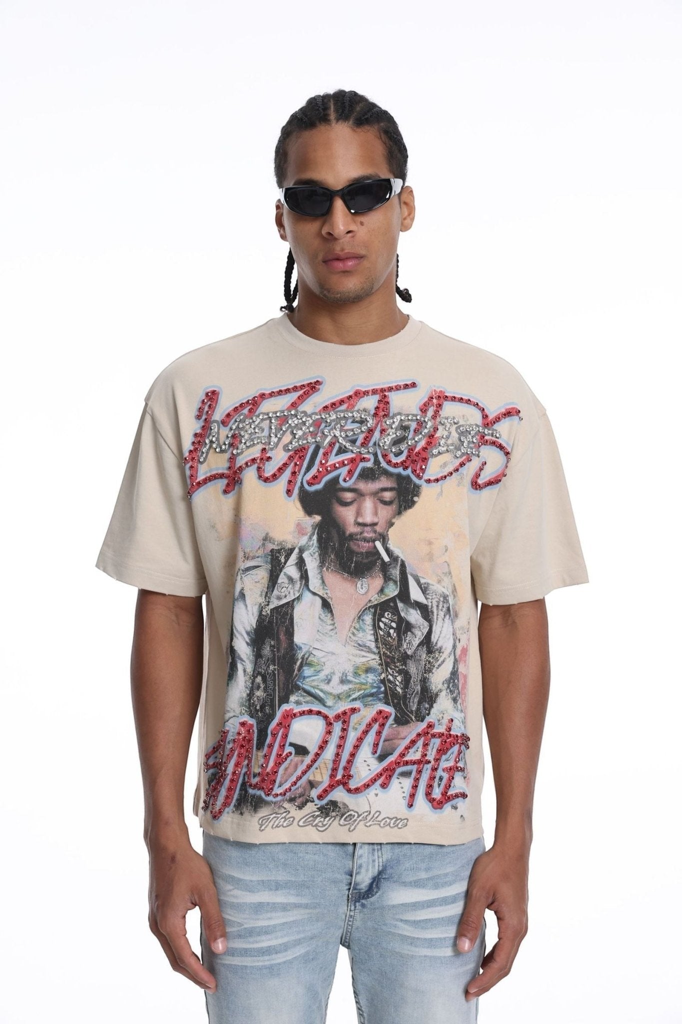 Syndicate LND Tee Beige from On Time Fashions – T-Shirt by Prestige Showroom, Birmingham AL’s 1 fashion store and premier destination for streetwear, suits, kids fashion, and big & tall