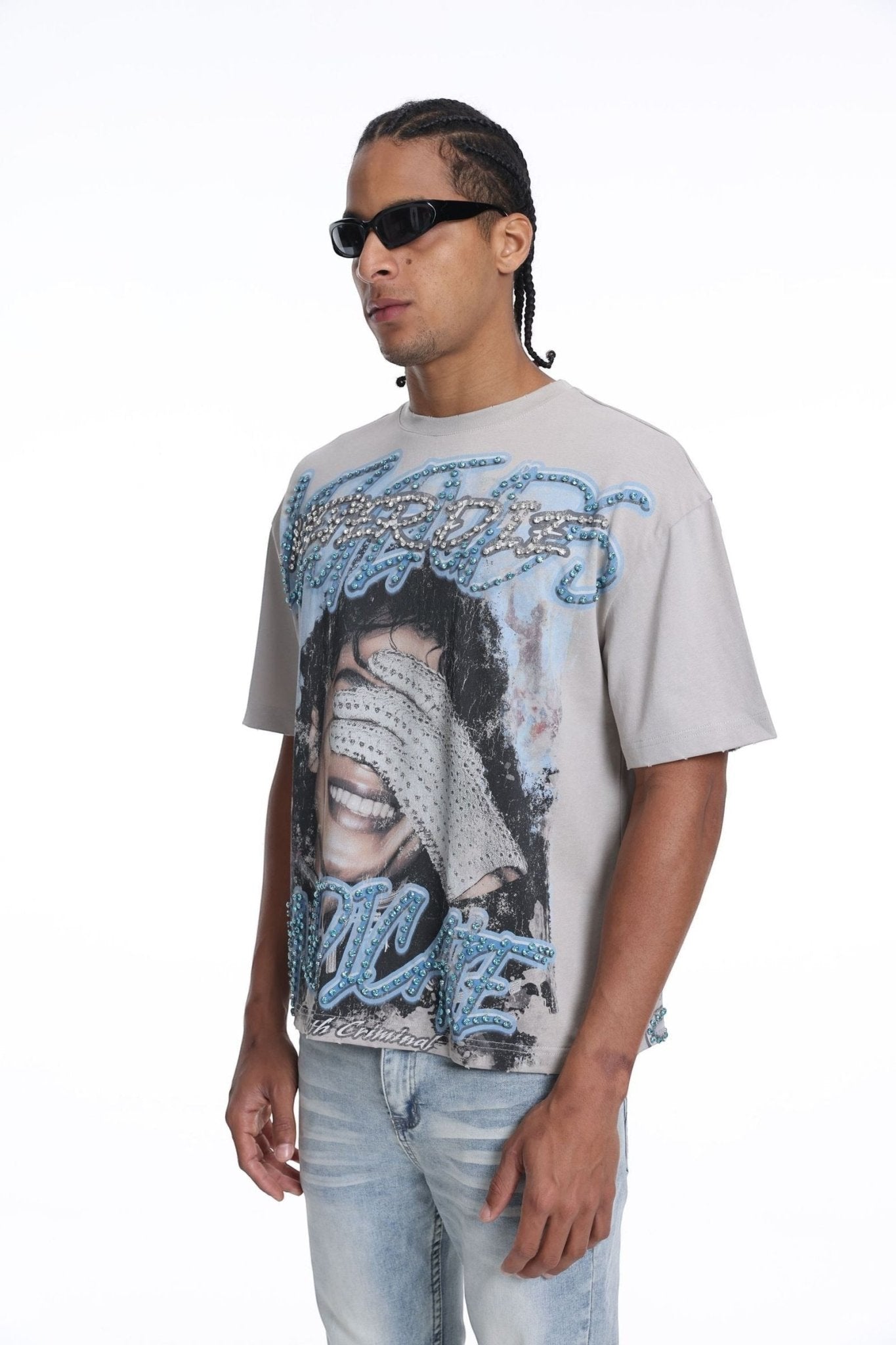 Syndicate LND Tee Gray from On Time Fashions – T-Shirt by Prestige Showroom, Birmingham AL’s 1 fashion store and premier destination for streetwear, suits, kids fashion, and big & tall